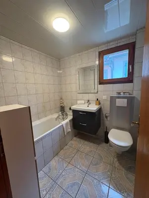 Salle de bains dans l'établissement Gîte au cœur du vignoble
