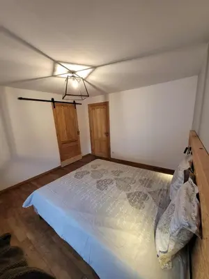 Un ou plusieurs lits dans un hébergement de l'établissement Gîte Les Hirondelles 14 pers gitesdes2vallees
