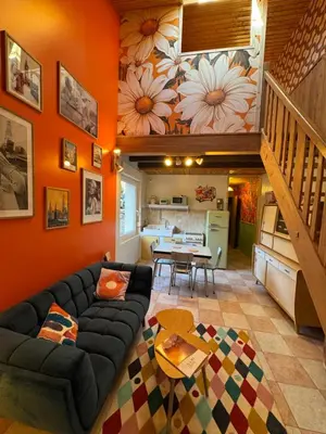 Coin salon dans l'établissement Chèvreroche - Bol d'air