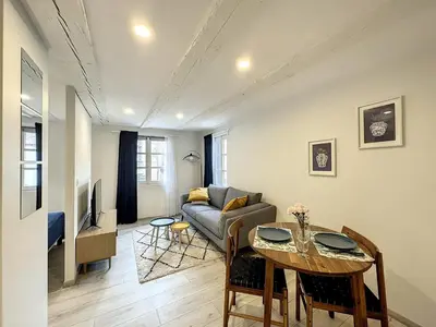 Coin salon dans l'établissement La Grenouillere Chic Appartement Centre Colmar