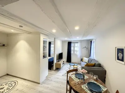 Coin salon dans l'établissement La Grenouillere Chic Appartement Centre Colmar
