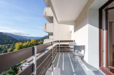 Vue générale sur la montagne ou vue sur la montagne depuis l'appartement