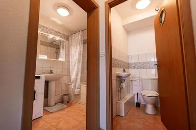 Salle de bains dans l'établissement Super appartement Near Basel