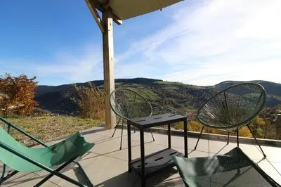 Vue générale sur la montagne ou vue sur la montagne depuis l'appartement