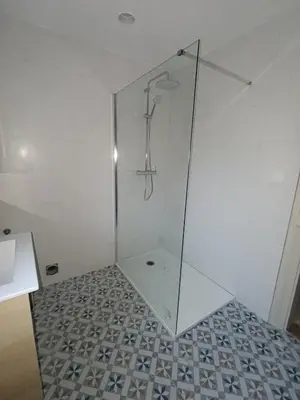 Salle de bains dans l'établissement Le Petit Baz'Art 2 pièces proche Colmar