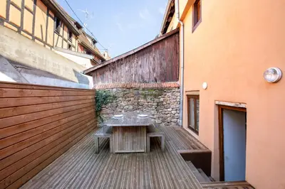 Balcon ou terrasse dans l'établissement Nouveau La Terrasse des remparts à Eguisheim