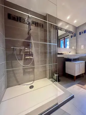 Salle de bains dans l'établissement Cocooning alsacien