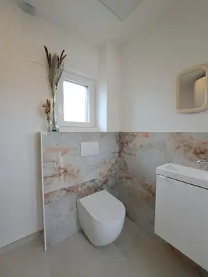 Salle de bains dans l'établissement Chez Fernand à Colmar Maison neuve tout confort avec jardin et parking inclus