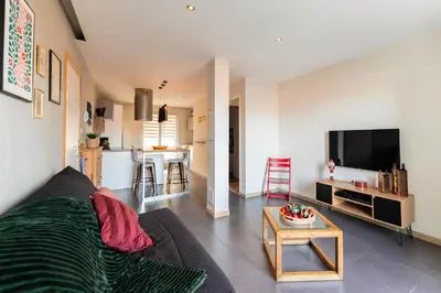 Télévision ou salle de divertissement dans l'établissement Le 12 - City Center