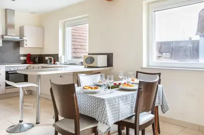 Cuisine ou kitchenette dans l'établissement Appartement agréable proche Colmar