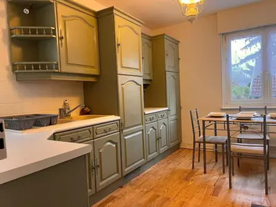 Cuisine ou kitchenette dans l'établissement parking comfort downtown