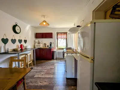 Cuisine ou kitchenette dans l'établissement les piperiens