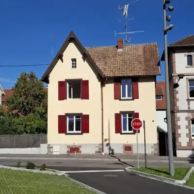 Le Square Inn