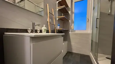 Salle de bains dans l'établissement Le Cocon Mulhouse