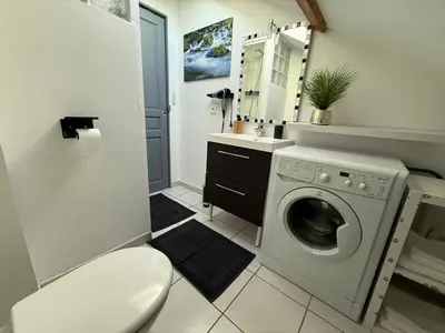Salle de bains dans l'établissement Quiet and bright apartment