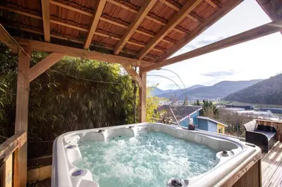 Vue générale sur la montagne ou vue sur la montagne depuis la maison de vacances