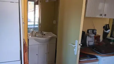 Cuisine ou kitchenette dans l'établissement Appartement confortable à La Bresse avec terrasse