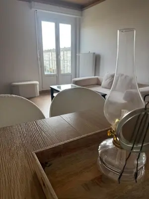 Coin salon dans l'établissement Newly renovated Private Parking Wifi in Mulhouse