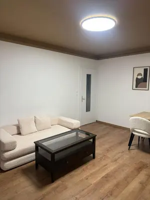 Coin salon dans l'établissement Newly renovated Private Parking Wifi in Mulhouse