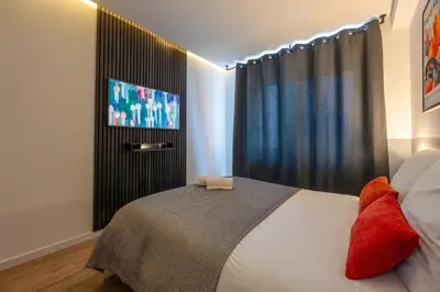 Un ou plusieurs lits dans un hébergement de l'établissement Slate at Max, Luxury in Mulhouse