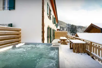 L'établissement Le Refuge de Lucien - OVO Network en hiver