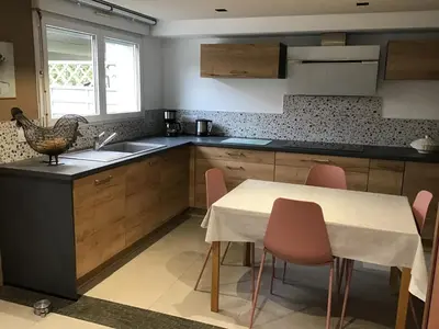 Cuisine ou kitchenette dans l'établissement Une pause en Alsace