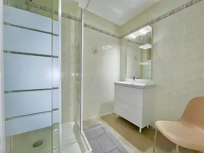 Salle de bains dans l'établissement Refuge Douillet - Esprit Alsacien