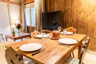 Télévision ou salle de divertissement dans l'établissement Appartement Horber - A quelques minutes de Colmar