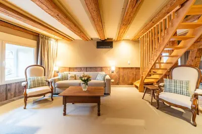 Coin salon dans l'établissement Appartement Obertor - A quelques minutes de Colmar
