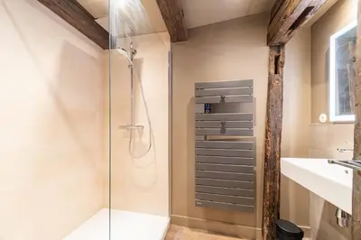 Salle de bains dans l'établissement Appartement Château Pape - Proche de Colmar