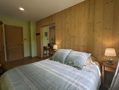 Un ou plusieurs lits dans un hébergement de l'établissement Chambre familiale, Les Brimbelles