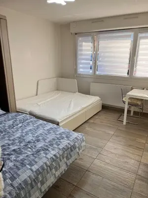 Un ou plusieurs lits dans un hébergement de l'établissement STUDIO 50m de gare de st-louis