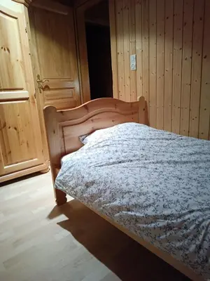 Un ou plusieurs lits dans un hébergement de l'établissement Maison nature et calme - 3 chambres - Vue montagne