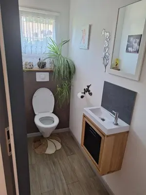 Salle de bains dans l'établissement La clef des bois - cosy et calme au coeur de la nature