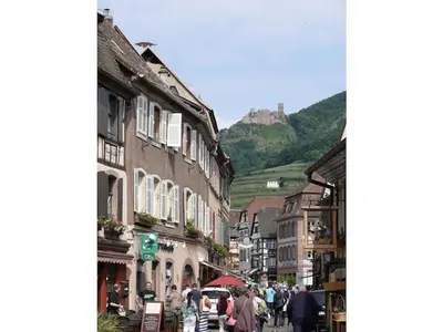 Vue générale sur la montagne ou vue sur la montagne depuis la maison de vacances