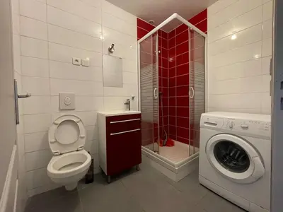 Salle de bains dans l'établissement Charmant T2 à Audincourt 5 minute de Montbéliard
