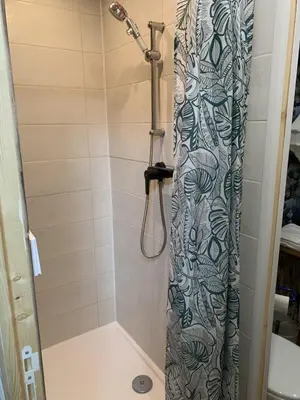 Salle de bains dans l'établissement atelier couture