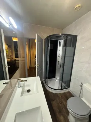 Salle de bains dans l'établissement Studio de la Doller