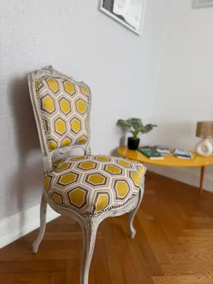 Coin salon dans l'établissement Au numero 5 - proche centre