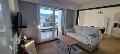 Plan de l'établissement Vue lac, superbe appart chaleureux & reposant
