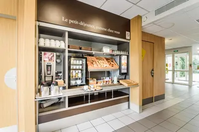Nourriture dans l'hôtel ou à proximité