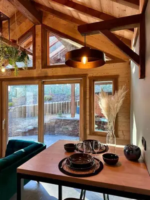 Plan de l'établissement Le Chalet de Lise et son bain nordique