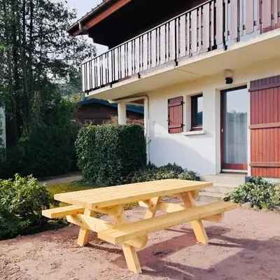 Chalet familial avec piscine au centre ville de Gerardmer