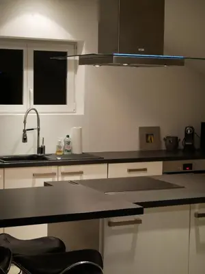 Cuisine ou kitchenette dans l'établissement Le Clocher, nice warm and comfortable nest