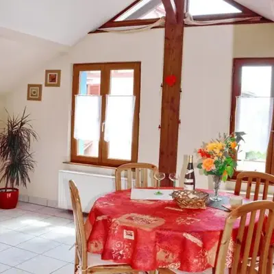 Holiday Home La Maison Bleue im Zentrum des Elsass in Bergheim by Interhome