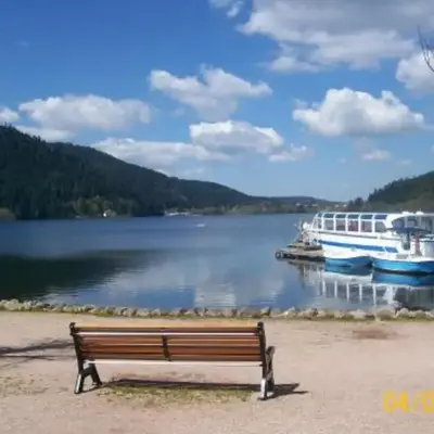 Spacious house with terrace near the lake
