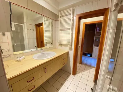 Salle de bains dans l'établissement Gîtes Sipp Mack Vins d'Alsace