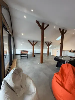 Coin salon dans l'établissement Domaine Des Sources - SPA, Sauna, Games - 12 people