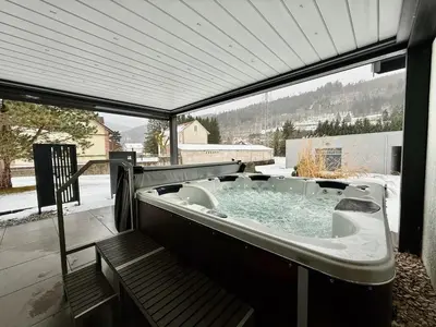 Vue générale sur la montagne ou vue sur la montagne depuis la maison de vacances