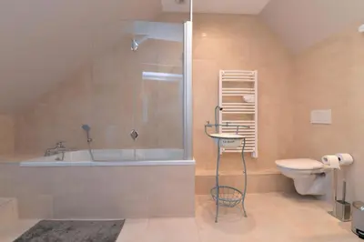 Salle de bains dans l'établissement Bacchus - Gîte classé 4 étoiles - emplacement et vue exceptionnels - Animaux de compagnie acceptés